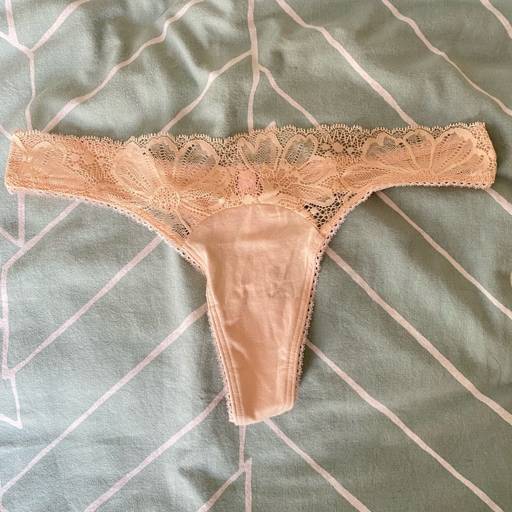 Nude Victoria Secret Thong Small